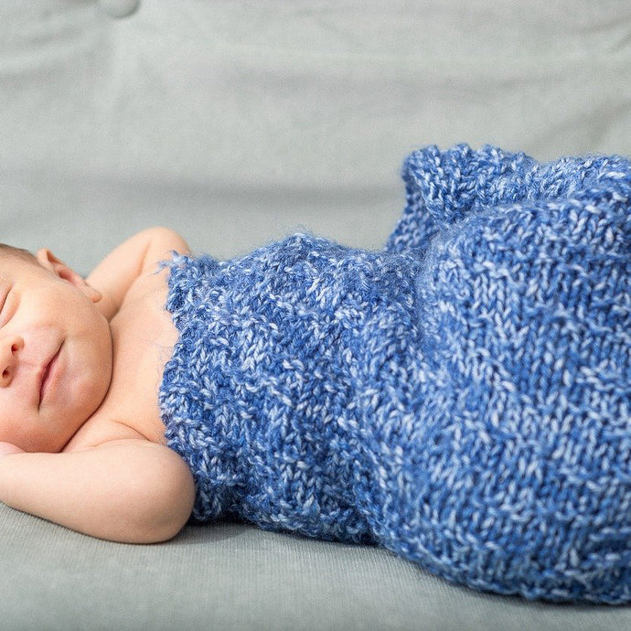 Signs You Should Stop Swaddling Your Baby
